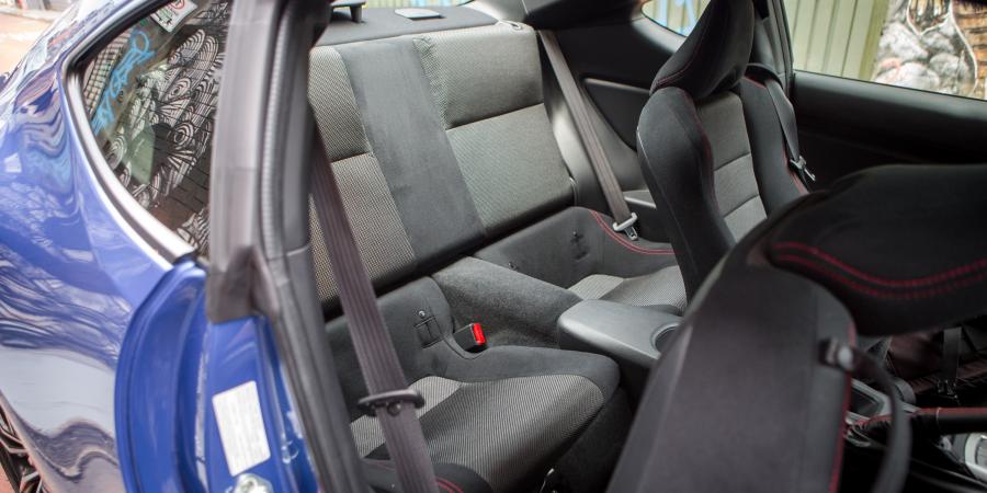 Интерьер Subaru BRZ 2016 года  (AU) (фото 6 из 23)